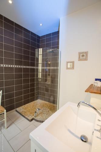 Superior Double Room - La Contemporaine
