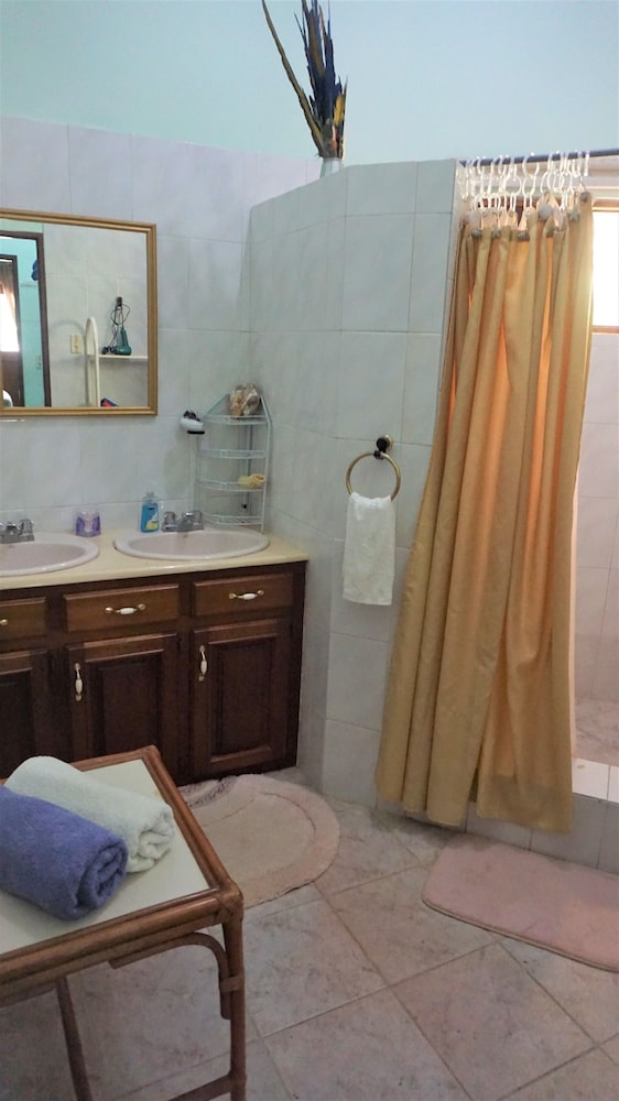 Romantic Villa, 2 Bedrooms, Smoking, Pool View photo 3