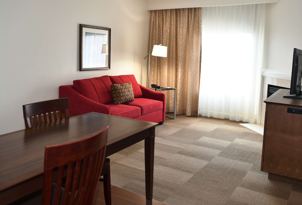 Suite, 1 King Bed - Photo 7