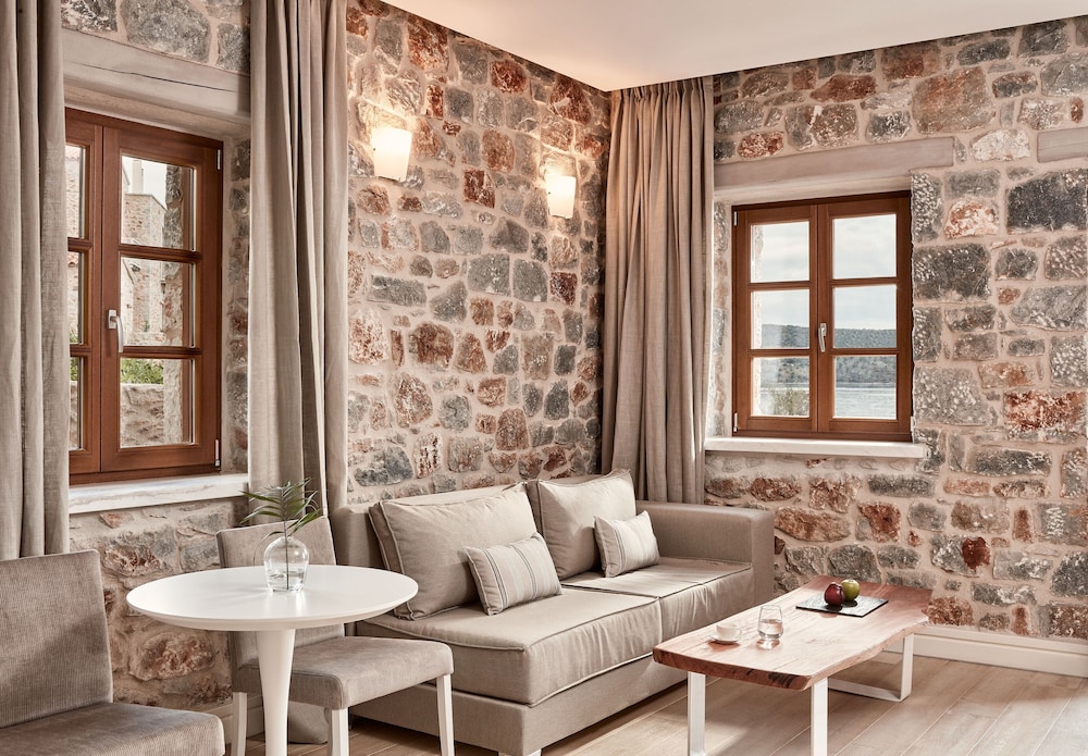 Deluxe Double Room, Sea View photo 3