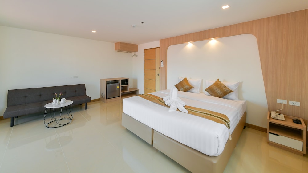 Deluxe Double Room - Photo 1