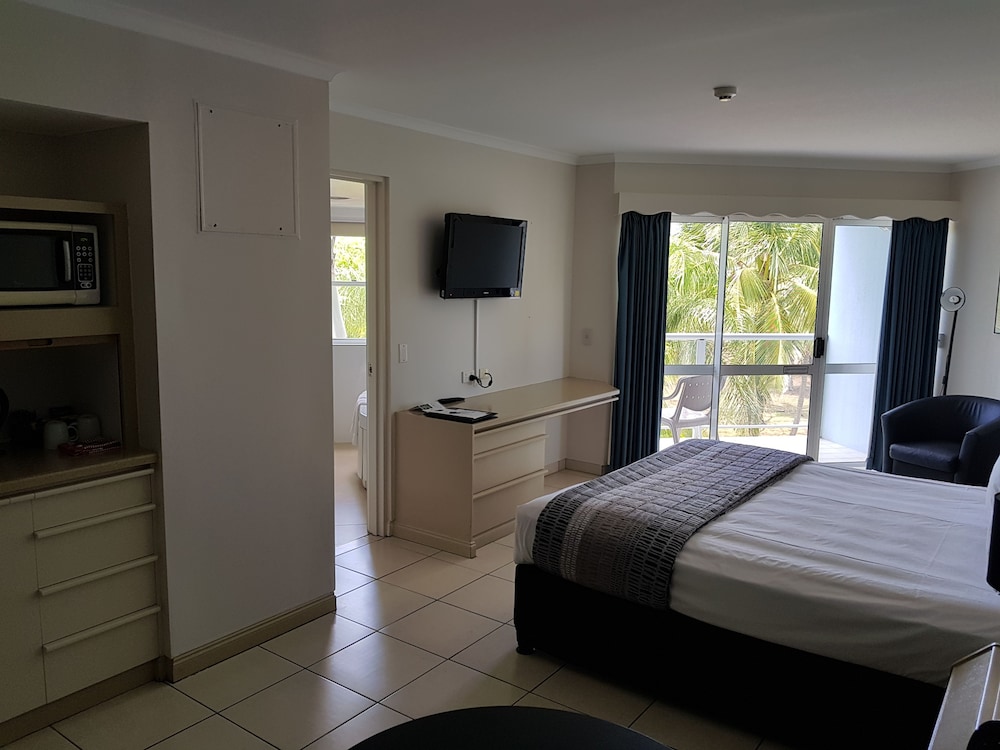 Executive Room, Non Smoking, Balcony photo 1