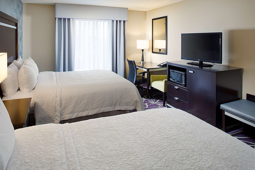 Room, 2 Queen Beds, Accessible, Non Smoking photo 2