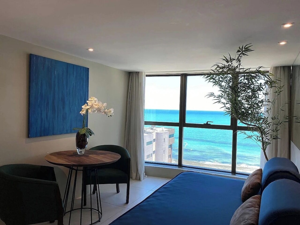 Comfort Suite, Sea View