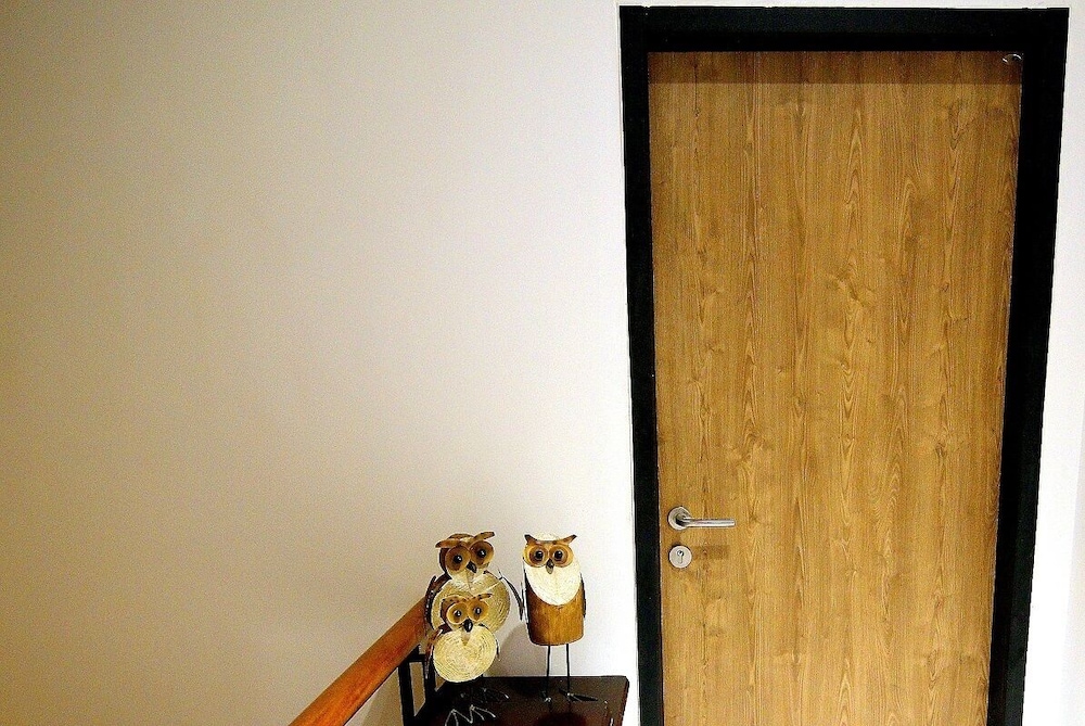 Basic Twin Room, 1 Bedroom, Ensuite photo 3