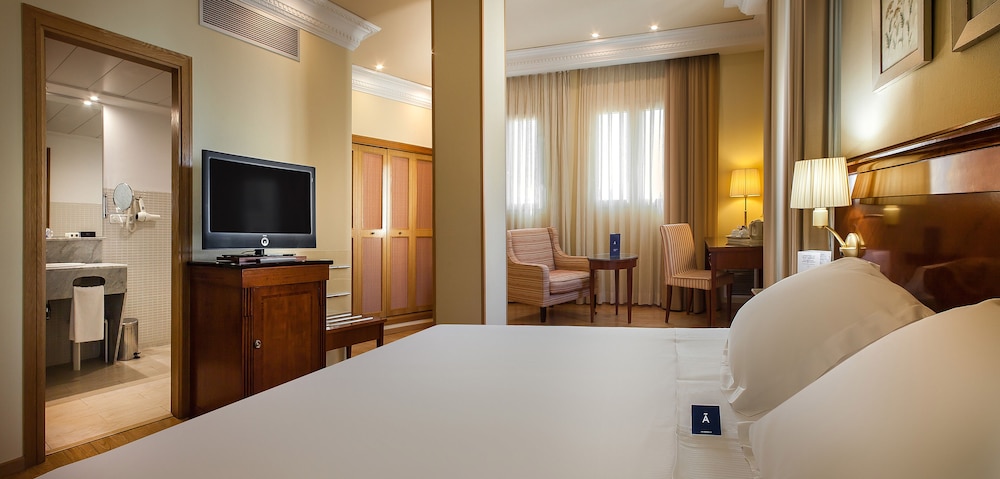 Junior Suite (Executive)