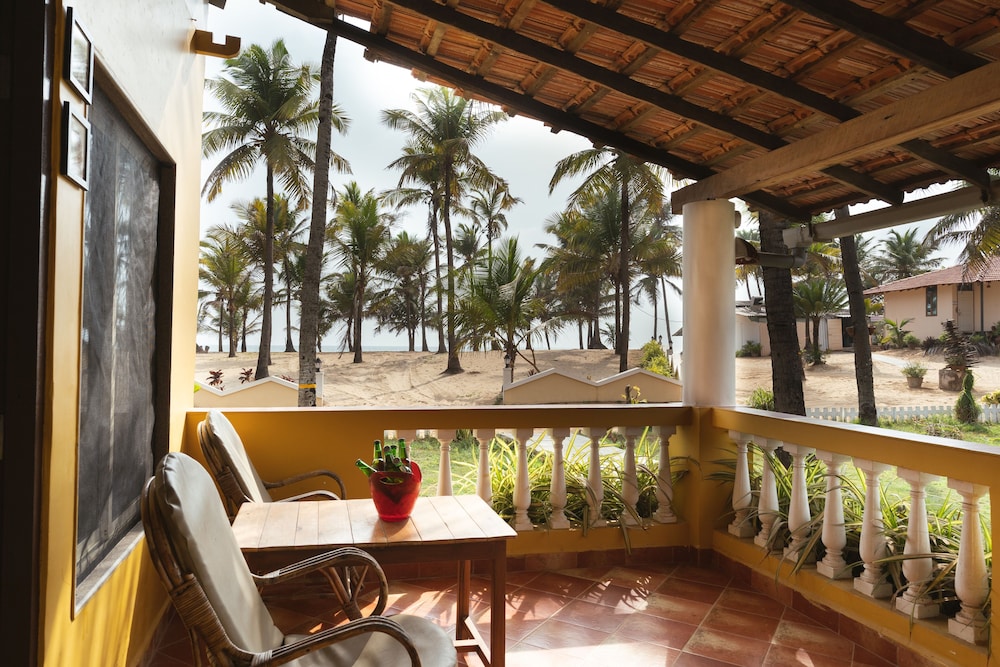TROPICAL A/C ROOM photo 2