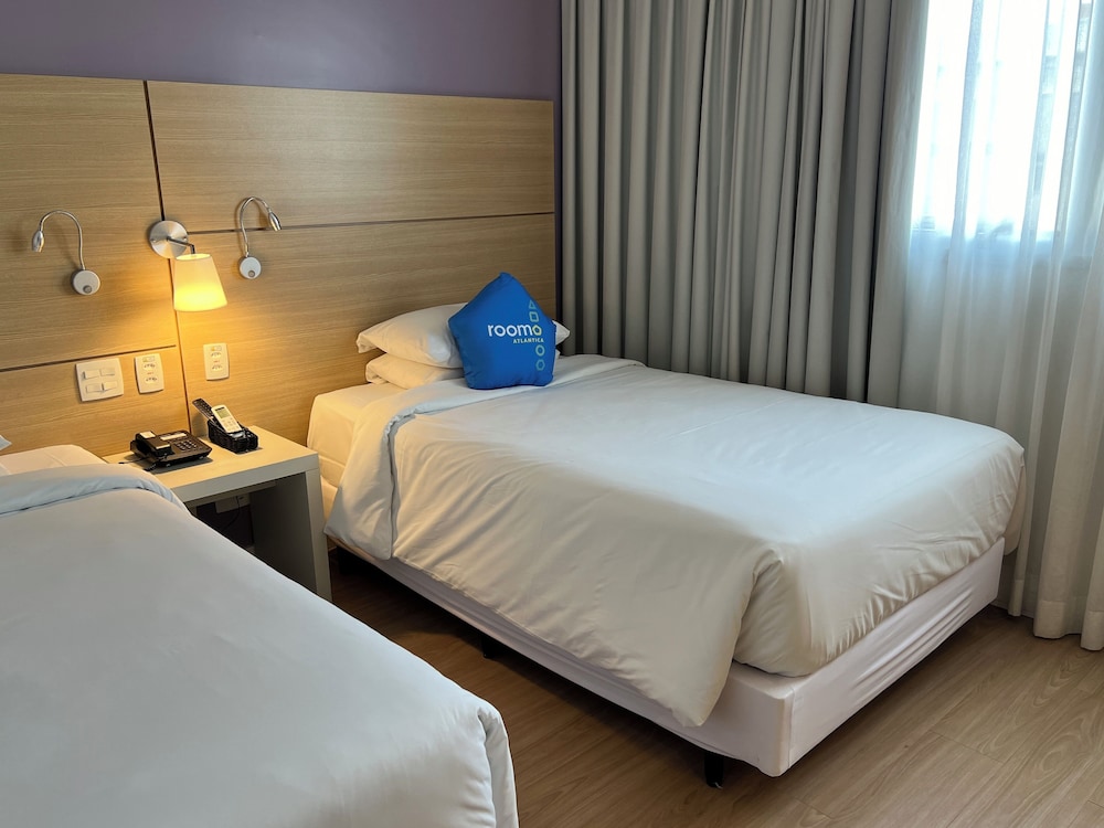 Superior Apartment, 2 Twin Beds, City View photo 2