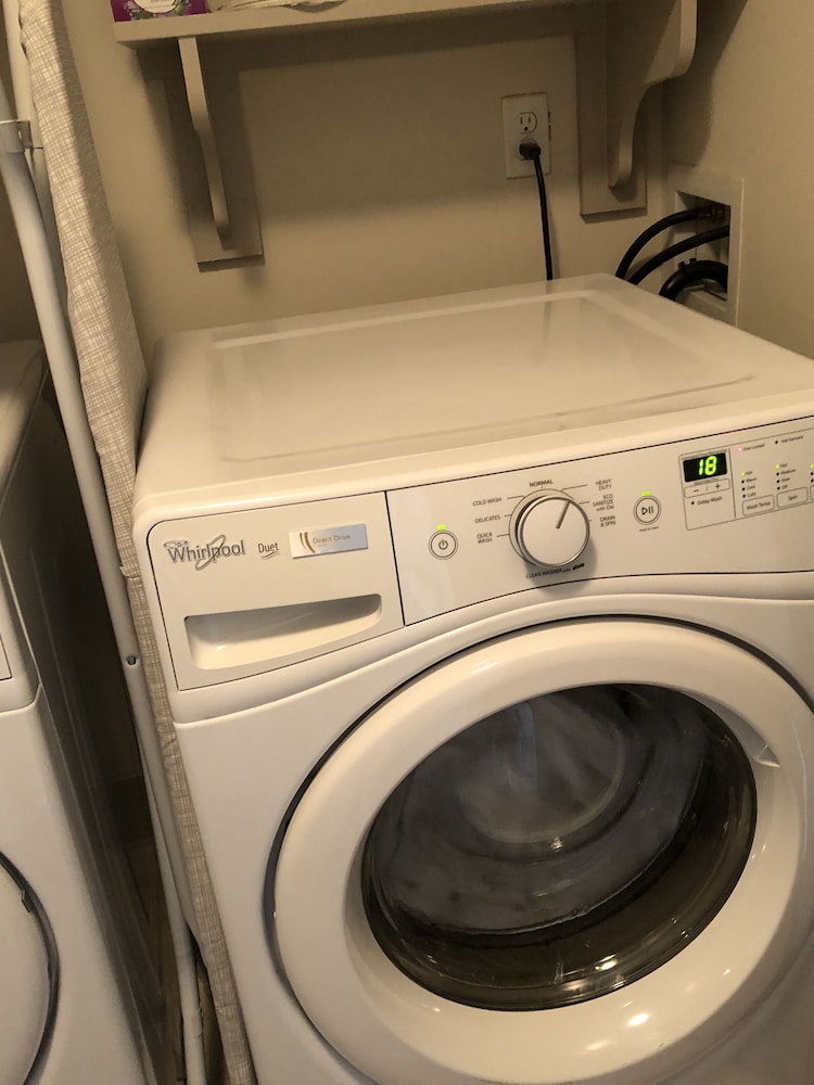 Luxury Apartment, 1 Bedroom, Non Smoking, City View photo 3