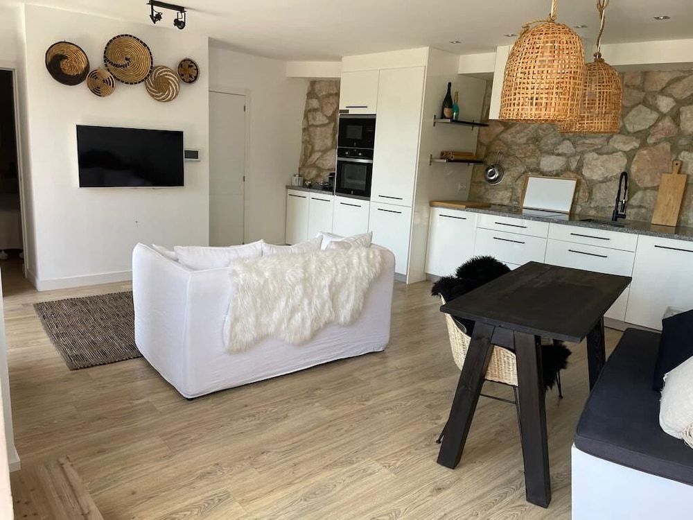 Luxury Apartment, Sea View photo 2