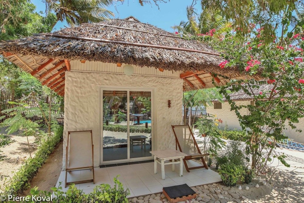 Bungalow, 1 Queen Bed, Non Smoking, Garden View (Double) photo 3