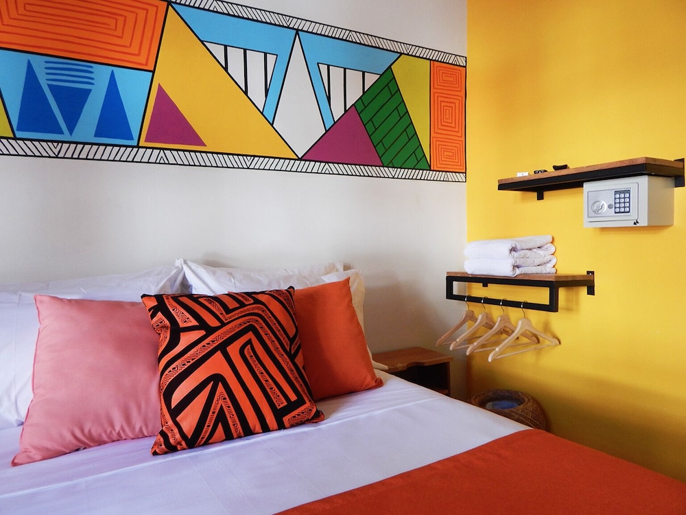 City Room, 1 Double Bed, Balcony, City View - Photo 3