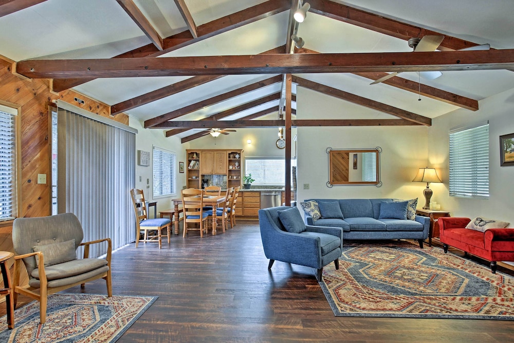 House (2 Bedrooms) photo 1