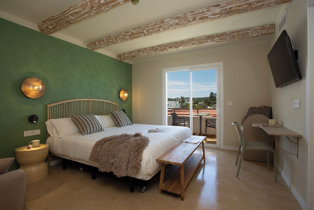 Superior Double or Twin Room, Terrace