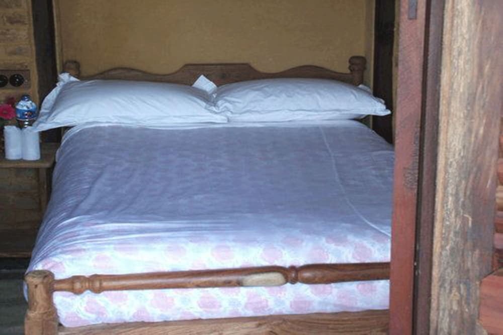 Traditional Single Room