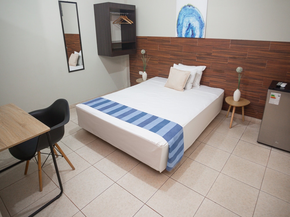 Superior Room, 1 Queen Bed
