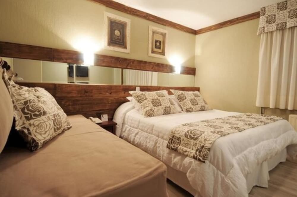 Deluxe Triple Room photo 1