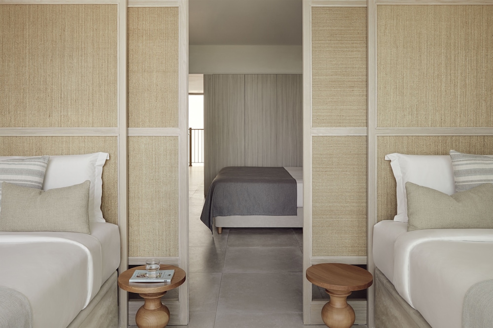Junior Suite Inland View - Photo 1