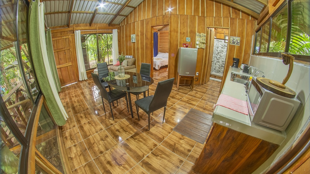 Cabin photo 2