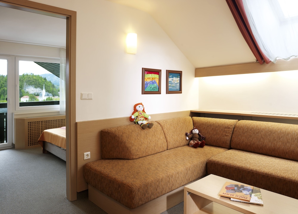 Family Room, Balcony, Park View photo 1