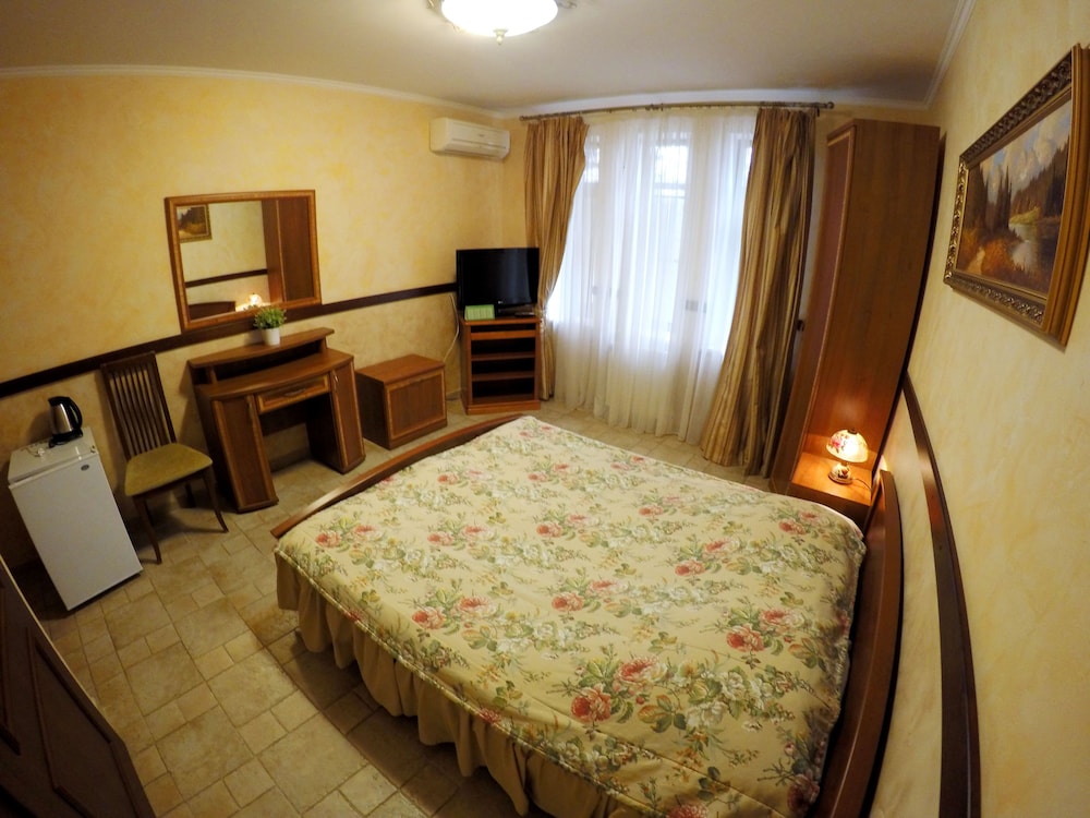Standard Double Room photo 3