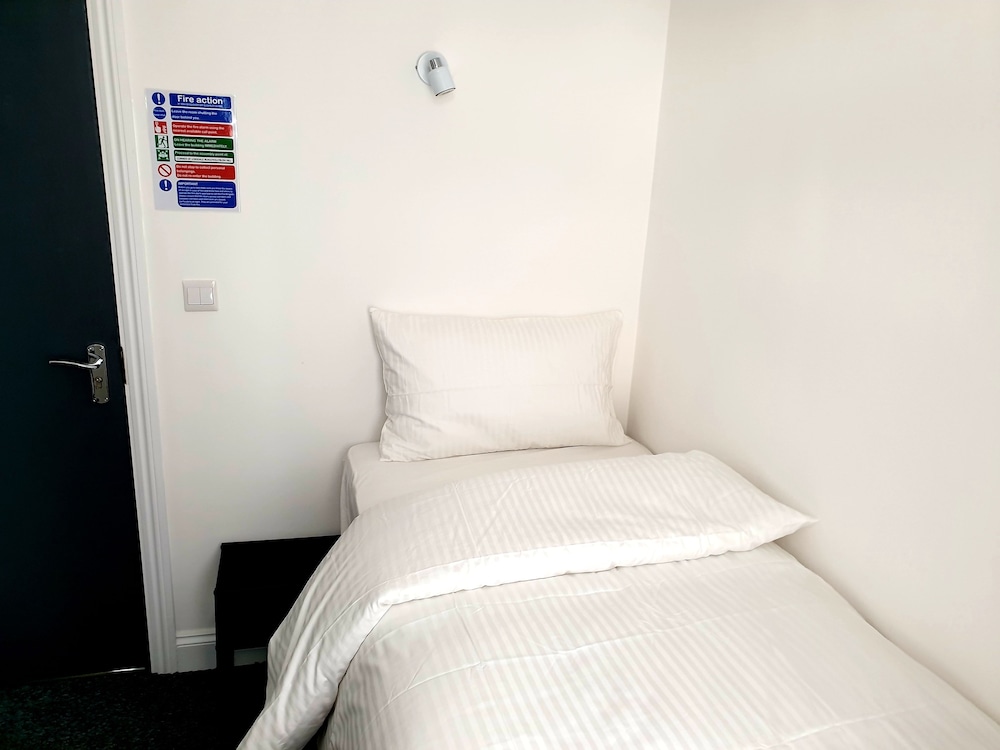 Basic Single Room