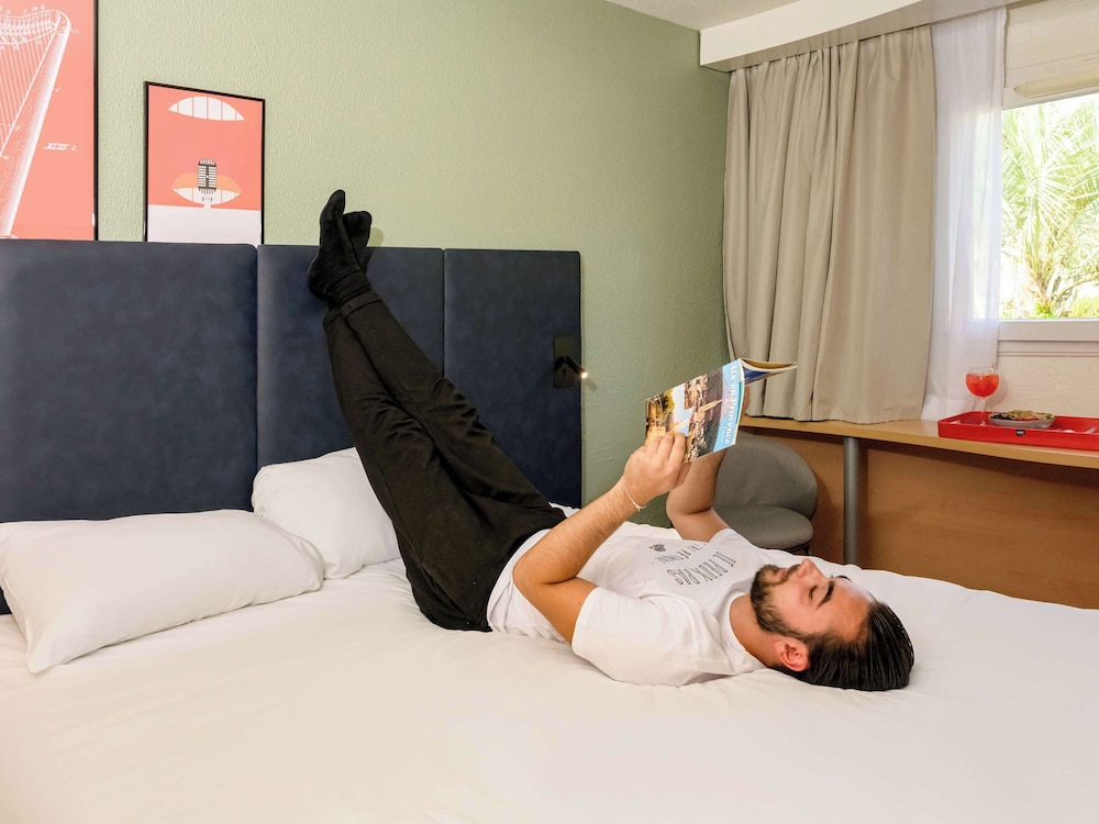 Standard Room, 1 Double Bed - Photo 4