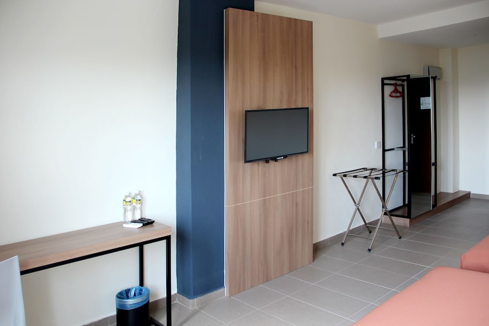 Standard Single Room, City View photo 3
