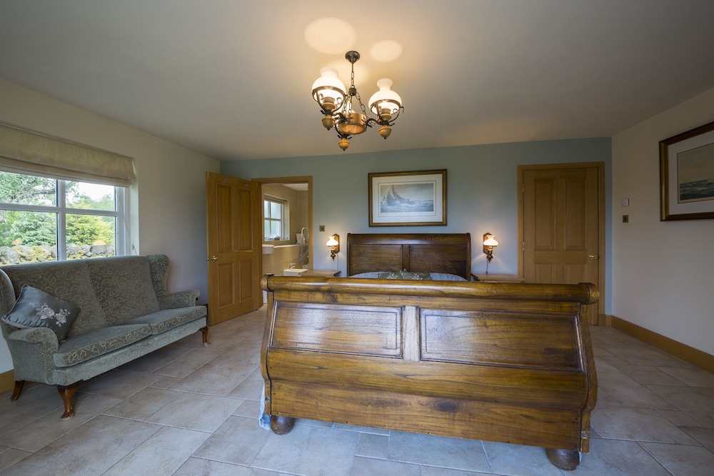 House, Multiple Beds, Mountain View (Pet Friendly) photo 3