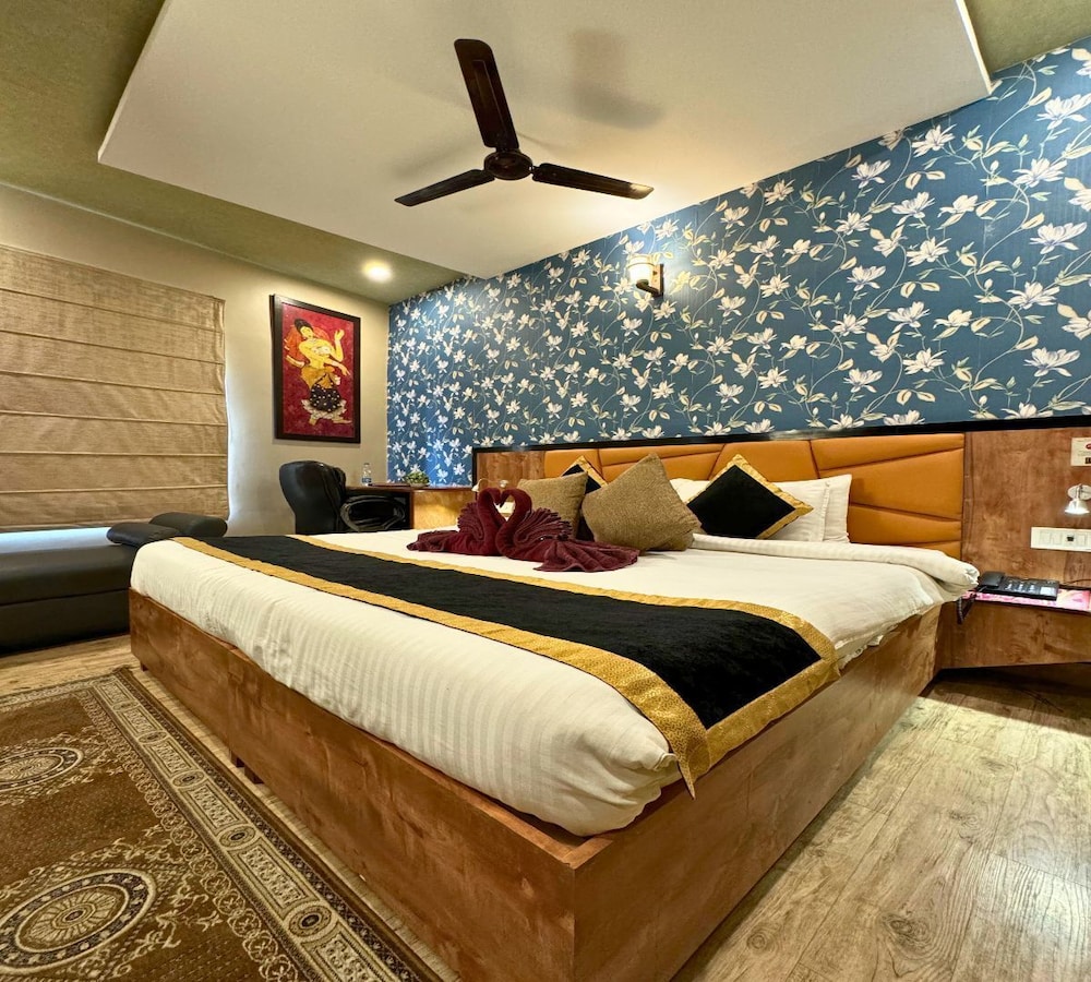 Business Room - Photo 10