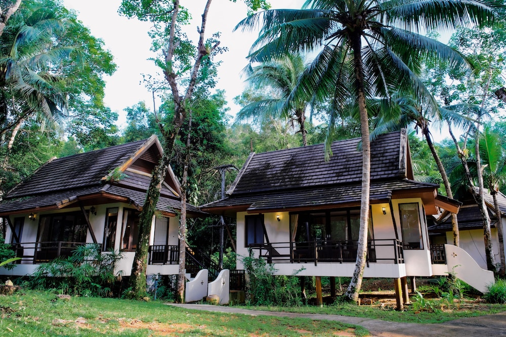 Private Villa Twin Room - Photo 16