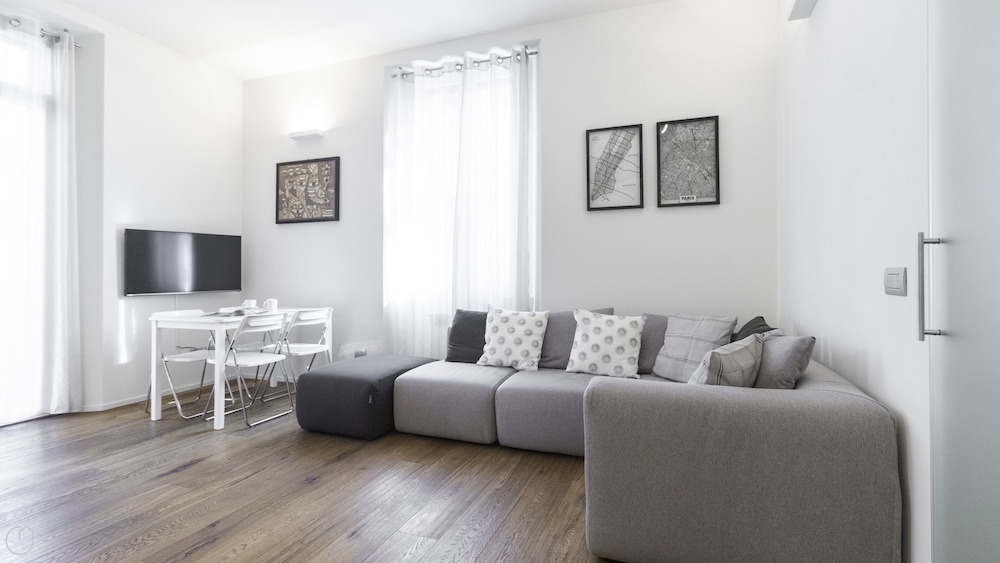 Apartment (2 Bedrooms)