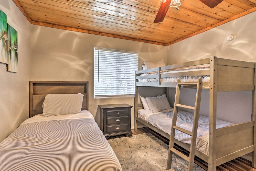 House (2 Bedrooms) photo 1