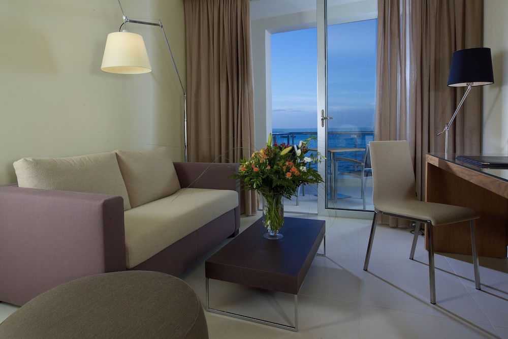 Junior Suite, Sea View - Photo 4