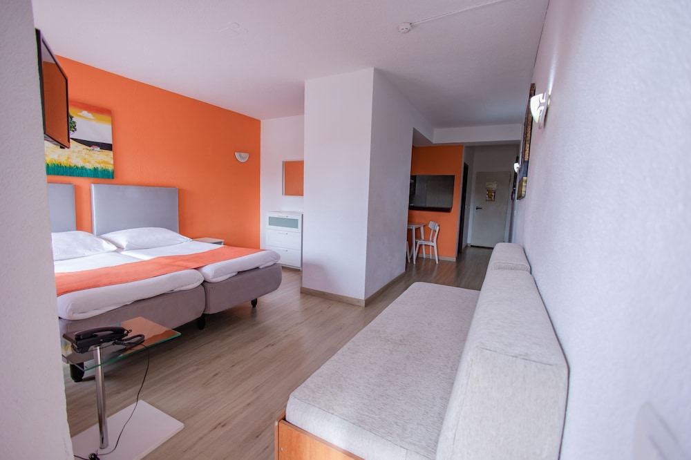 Classic Studio, Terrace, Pool View (2 Adults)