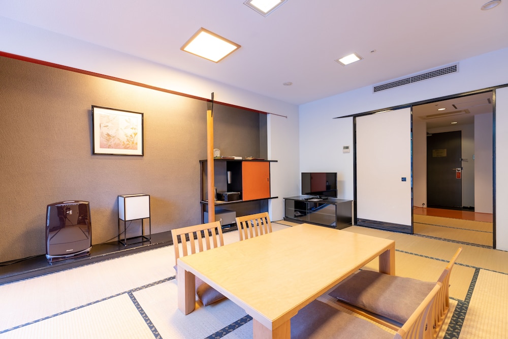 [Non-Smoking] Japanese Western Style Family Room - Photo 2