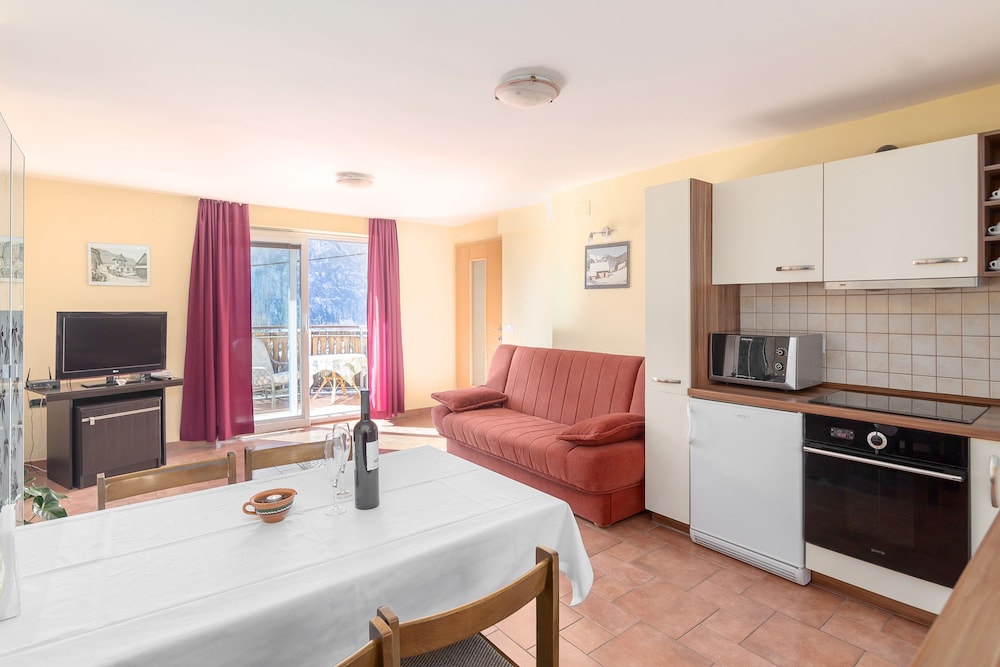 Luxury Apartment, 2 Bedrooms, Kitchen photo 1