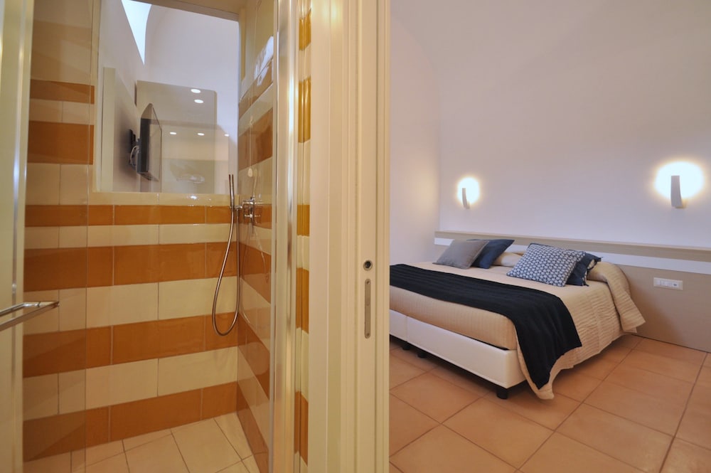 Superior Triple Room photo 3