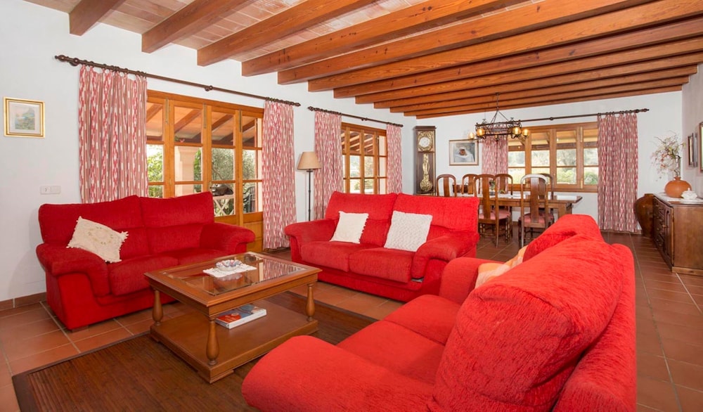 Villa Familiar, 4 habitaciones, vista a la piscina