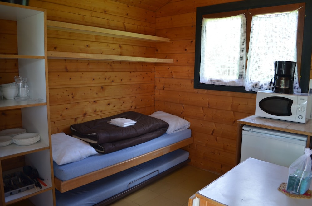 Cabanne nature "Chamboux" photo 1