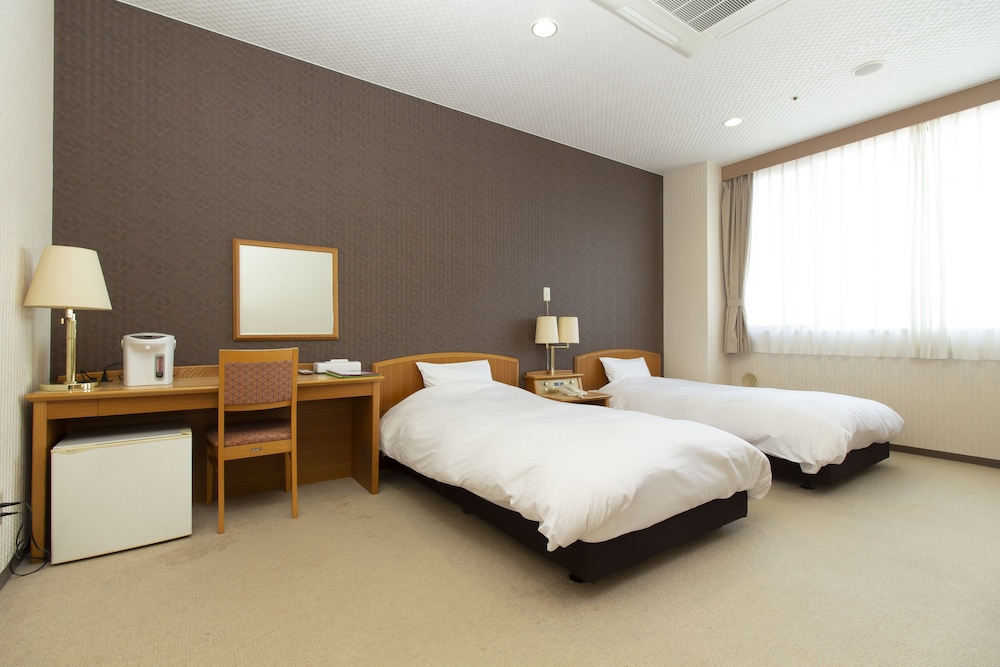 Twin Room, Smoking photo 1