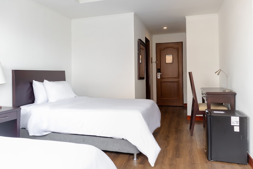 Standard Double Room, 2 Twin Beds - Photo 1