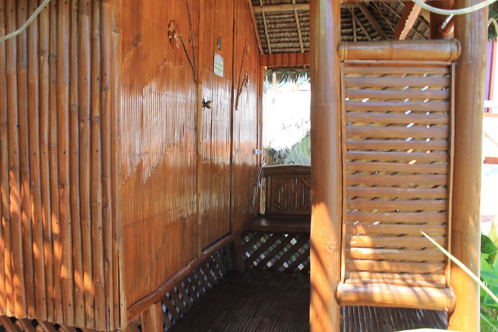 Bamboo House photo 2