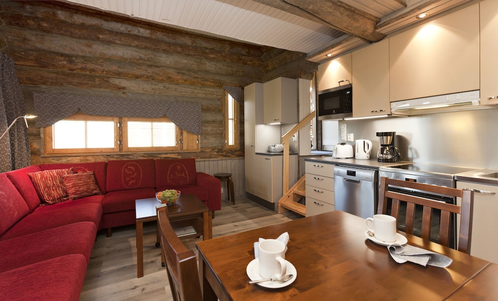 Apartment, 1 Bedroom, Sauna, Partial Lake View (40.5 m2)