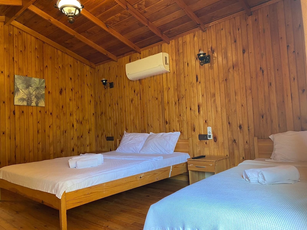 Standard Double or Twin Room, Pool View photo 3