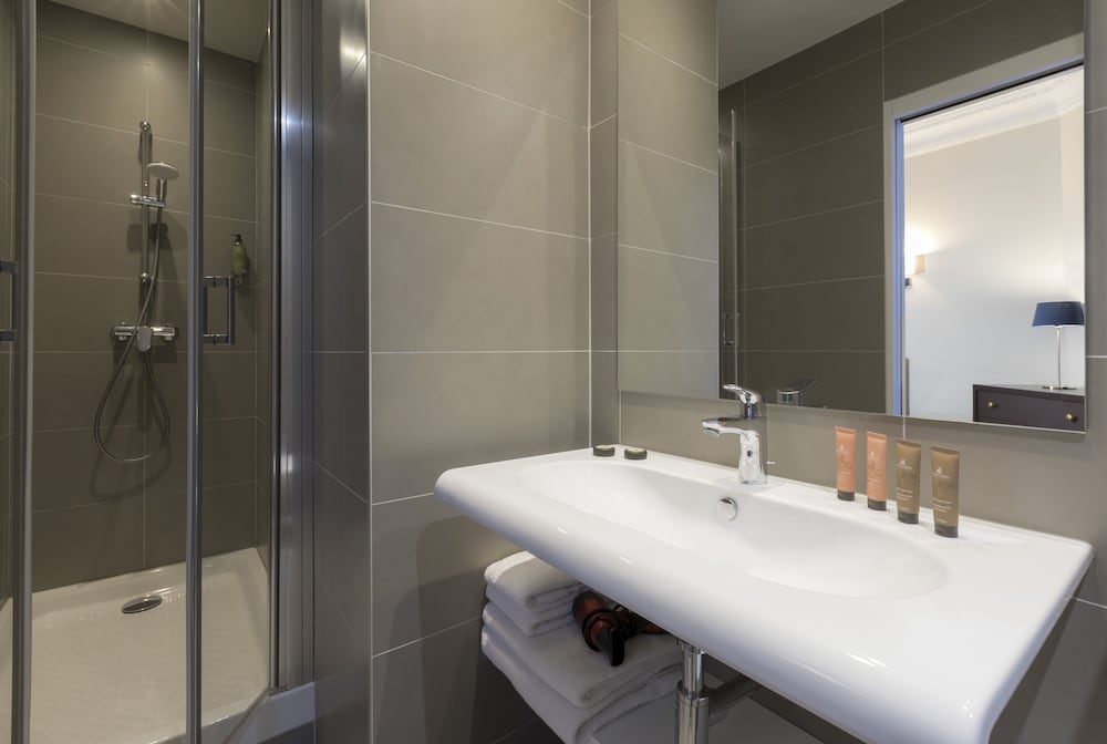 Superior Apartment, 3 Bedrooms, City View photo 2