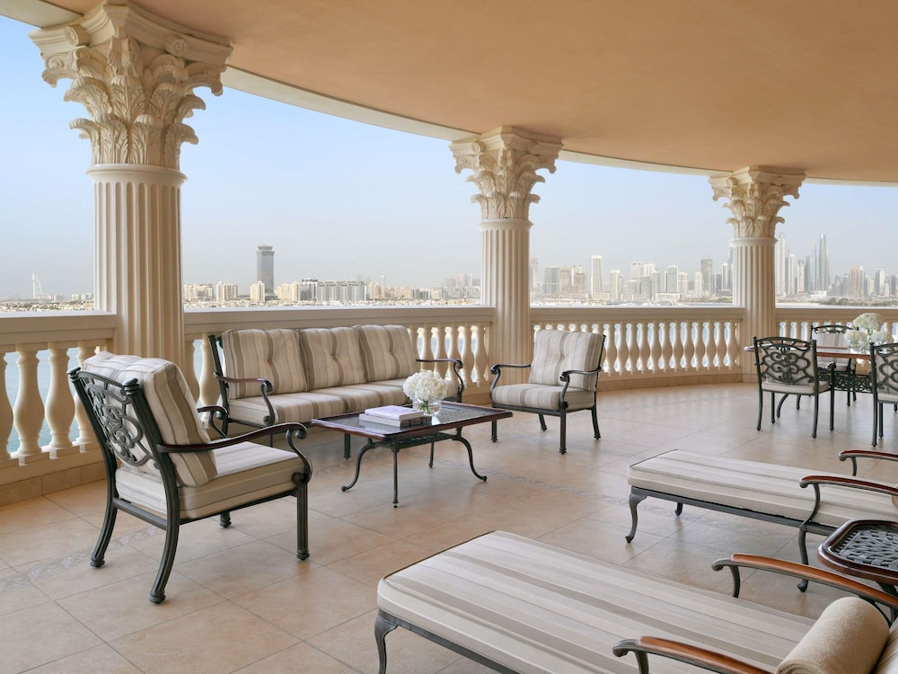Raffles, Presidential Suite, 2 Bedrooms thumbnail 6