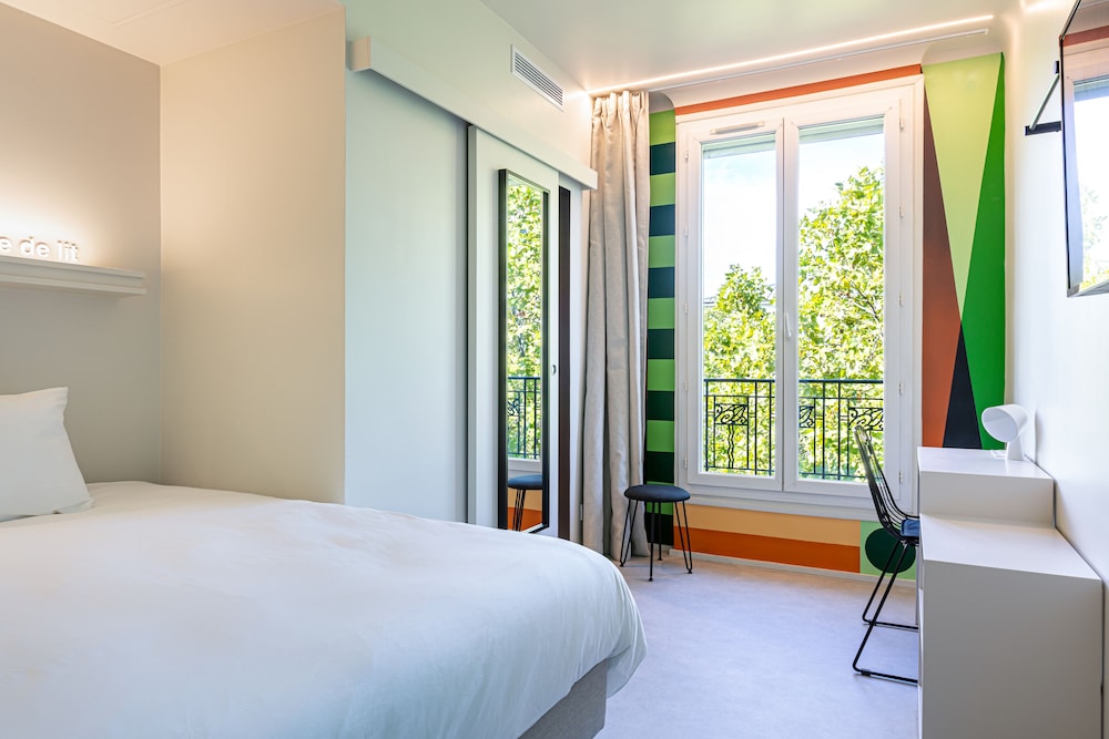 Classic Single Room