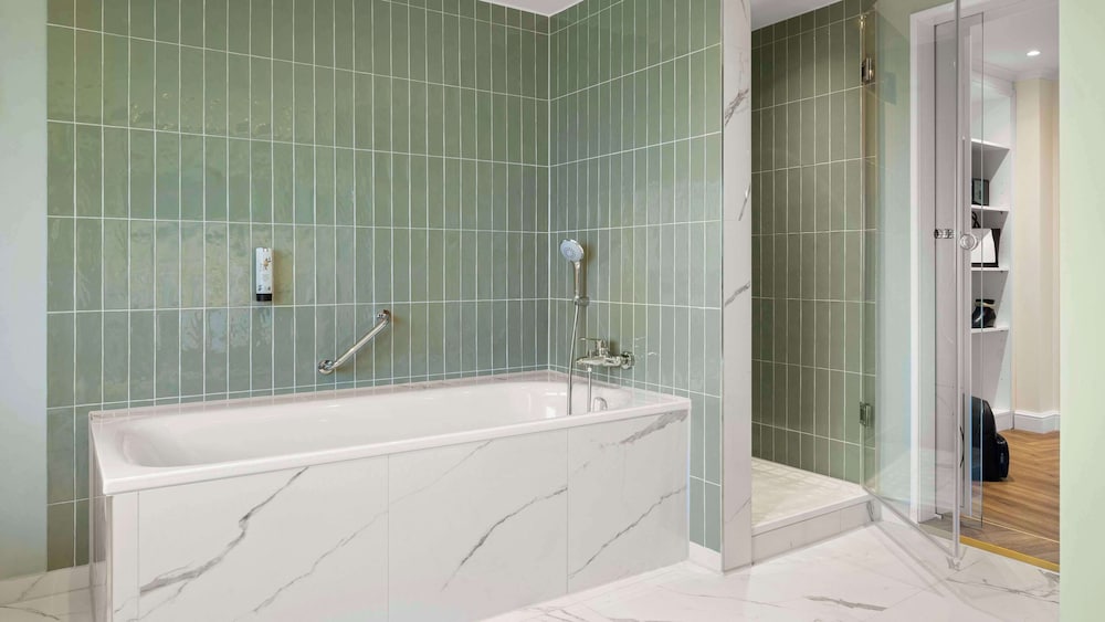 Superior Suite, City View (Kudamm Suite)