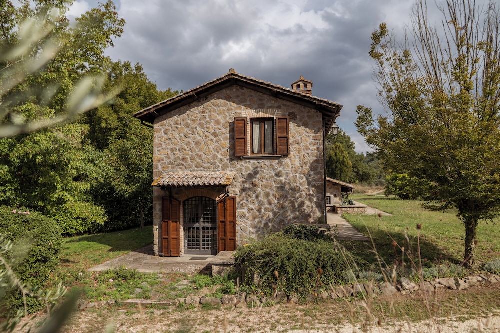 Classic Villa, 2 Bedrooms